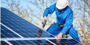 Installation Maintenance Panneaux Solaires Photovoltaïques à Chatillon-sur-Cluses